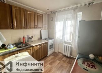 Трехкомнатная квартира на продажу, 55 м2, Ставрополь, улица Дзержинского, 136А, микрорайон №1