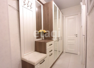 Продам 3-комнатную квартиру, 50 м2, Москва, проезд Карамзина, 1к1, проезд Карамзина