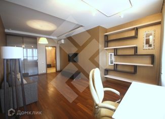 Продается трехкомнатная квартира, 135 м2, Москва, улица Крылатские Холмы, 33к1, метро Крылатское