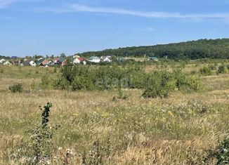 Продам земельный участок, 10 сот., поселок городского типа Новосемейкино, Солнечная улица, 39