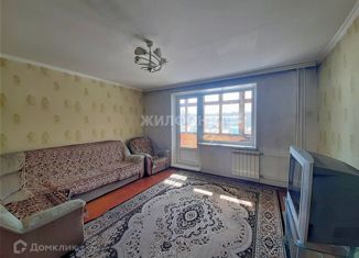 Продам 3-комнатную квартиру, 62 м2, Кемеровская область, улица Тореза, 103