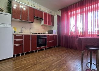 Продаю 1-комнатную квартиру, 48.5 м2, Астраханская область, улица Полякова, 18