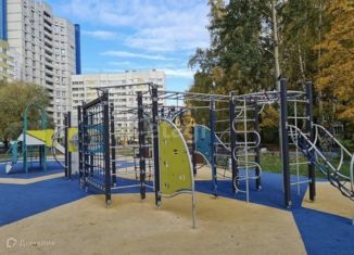Продается 2-комнатная квартира, 77.4 м2, Санкт-Петербург, Белградская улица, 52к1, метро Проспект Славы