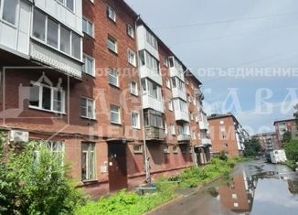 Продаю двухкомнатную квартиру, 43 м2, Кемерово, улица Леонова, 6