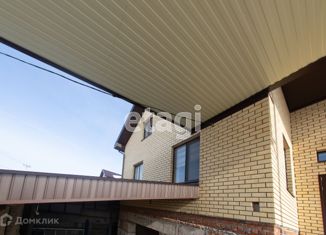 Продажа дома, 210 м2, Альметьевск, улица Владимира Тюгаева