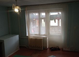 Продаю двухкомнатную квартиру, 45.4 м2, Самарская область, улица Нефтяников, 1