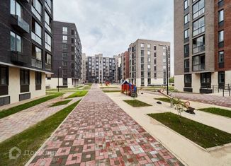 Продаю двухкомнатную квартиру, 46 м2, деревня Крёкшино, жилой комплекс Баркли Медовая Долина, к7