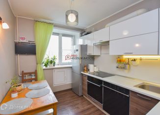 Продается трехкомнатная квартира, 58.9 м2, Новосибирск, Широкая улица, 23