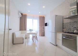 Продаю 2-ком. квартиру, 48.4 м2, Геленджик, Геленджикская улица, 29