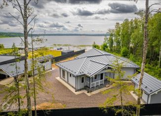 Продам дом, 203 м2, поселок Ильичёво