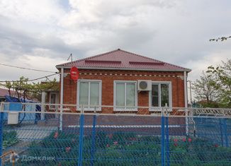 Продаю дом, 66.2 м2, станица Новокорсунская, улица Крутоголового, 15