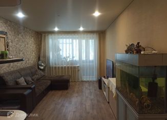 Продам трехкомнатную квартиру, 60.2 м2, село Осиново, улица Комарова, 5