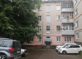 Продам 2-ком. квартиру, 42.1 м2, Калуга, улица Салтыкова-Щедрина, 29, Ленинский округ