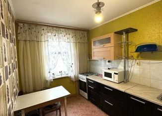 Сдается 3-комнатная квартира, 70 м2, Казань, улица Фатыха Амирхана, 26