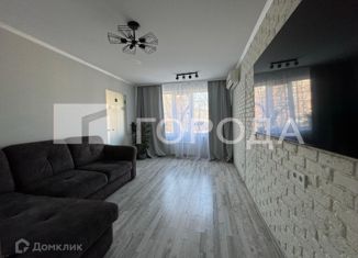 Продается 3-комнатная квартира, 53.3 м2, Москва, улица Артамонова, 11к2, район Фили-Давыдково