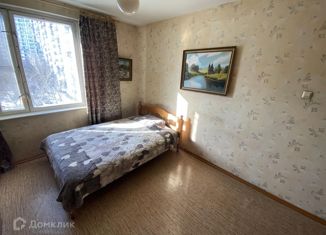 Продается 3-комнатная квартира, 62.5 м2, Москва, улица Бусиновская Горка, 1к1, район Западное Дегунино