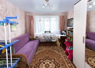 3-комнатная квартира на продажу, 53.6 м2, поселок городского типа Красное-на-Волге, Заводская улица, 10