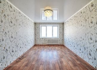 Продам трехкомнатную квартиру, 67.6 м2, Республика Башкортостан, Коммунистическая улица, 100