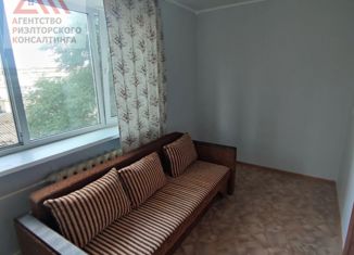Продам 2-комнатную квартиру, 30.3 м2, Симферополь, улица Глухова, 28, Железнодорожный район