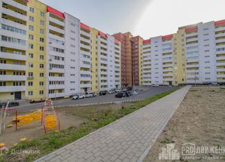 Продается 3-ком. квартира, 64.8 м2, Владивосток, улица Адмирала Горшкова, 57, ЖК Восточный Луч