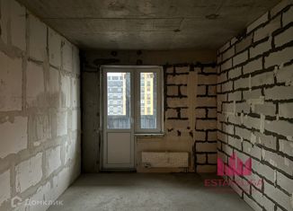 Продам 1-комнатную квартиру, 33 м2, Москва, улица Юлиана Семёнова, 8к2, район Солнцево