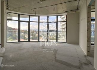 Продается 2-комнатная квартира, 66 м2, Алушта, Западная улица, 4к2