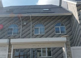 Продаю таунхаус, 180 м2, хутор Ленина, Радужная улица, 9/1А