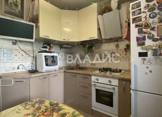 Продам двухкомнатную квартиру, 42.3 м2, Москва, улица Кутузова, 5, улица Кутузова