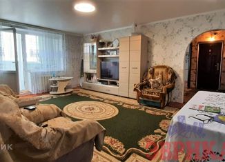 Продаю 4-ком. квартиру, 81 м2, Крымск, улица Маршала Жукова, 15