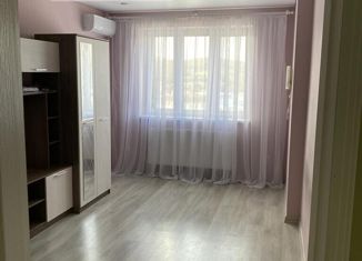 Продается 1-ком. квартира, 36.6 м2, Горячий Ключ, Объездная улица, 18Ак7/2