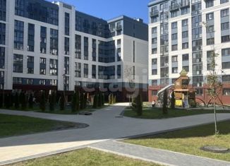 Продаю 1-ком. квартиру, 32 м2, Калининград, улица Героя России Катериничева, 9к1