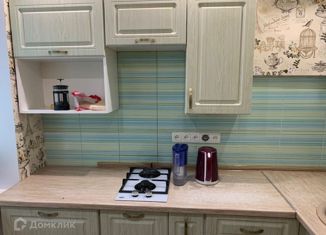 Сдача в аренду 2-ком. квартиры, 42 м2, Саратовская область, улица имени Героя Советского Союза Р.Е. Ароновой, 8