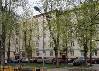 Продаю 2-комнатную квартиру, 56 м2, Москва, метро Варшавская, Варшавское шоссе, 72к2