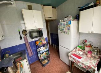 Продается 2-ком. квартира, 48 м2, Казань, Гвардейская улица, 50