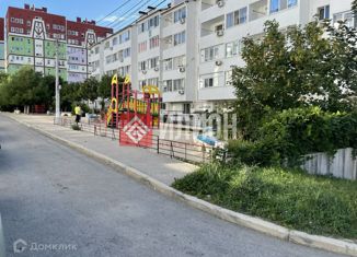 Продается 2-ком. квартира, 67.4 м2, Севастополь, улица Комбрига Потапова, 16