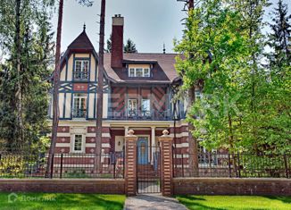 Продается дом, 687 м2, поселок дома отдыха Озера, Озёрная улица