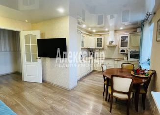 Продается 3-ком. квартира, 71.5 м2, Санкт-Петербург, проспект Славы, 21, проспект Славы