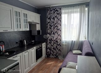 Сдается в аренду 2-ком. квартира, 50 м2, Тюмень, Обдорская улица, 5