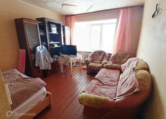 Продам однокомнатную квартиру, 35.8 м2, Кировград, Набережная улица, 3