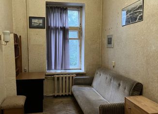 Аренда комнаты, 76.3 м2, Санкт-Петербург, Невский проспект, 109, метро Площадь Александра Невского-2