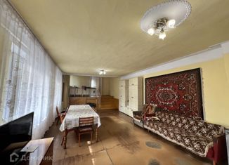 Продаю дом, 190 м2, Алагир, улица К. Хетагурова, 182