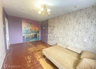 Продажа 2-ком. квартиры, 42.8 м2, Екатеринбург, Варшавская улица, 40, Варшавская улица