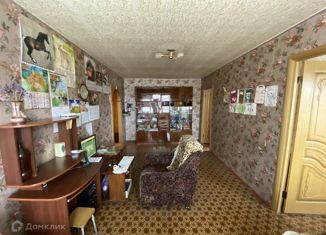 Продам четырехкомнатную квартиру, 61 м2, Киреевск, улица Гагарина, 16