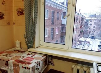 Сдам 2-ком. квартиру, 38 м2, Екатеринбург, улица Гагарина, 18А, улица Гагарина