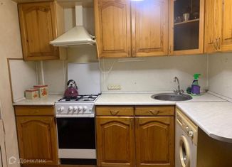 Продам 2-комнатную квартиру, 57.4 м2, городской посёлок Рощино, Социалистическая улица, 88