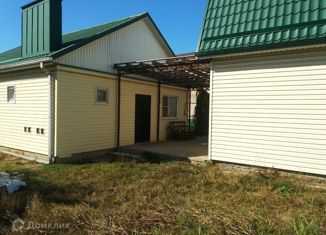 Продаю дом, 100 м2, Абинск, улица Розы Люксембург