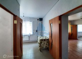 Продается двухкомнатная квартира, 46.7 м2, станица Курчанская, улица Кирова, 101А