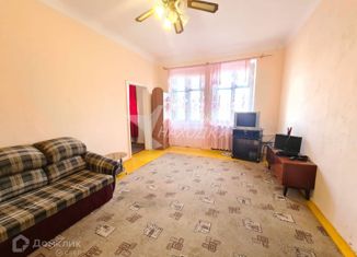 Сдается в аренду 2-комнатная квартира, 54 м2, Находка, улица Маяковского, 20