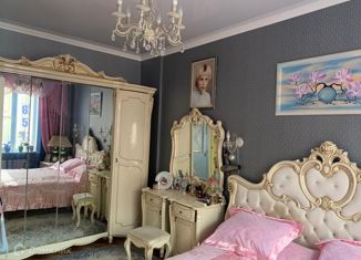 Продам двухкомнатную квартиру, 62 м2, Ставрополь, улица Спартака, 2, микрорайон №3