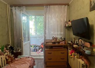 Продаю 3-комнатную квартиру, 59 м2, Волгоград, Ангарская улица, 116, Дзержинский район